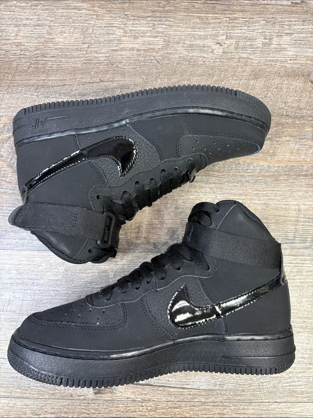 Nike Air Force 1 High GS Triple Black Sneakers 653998-001 Size 5Y